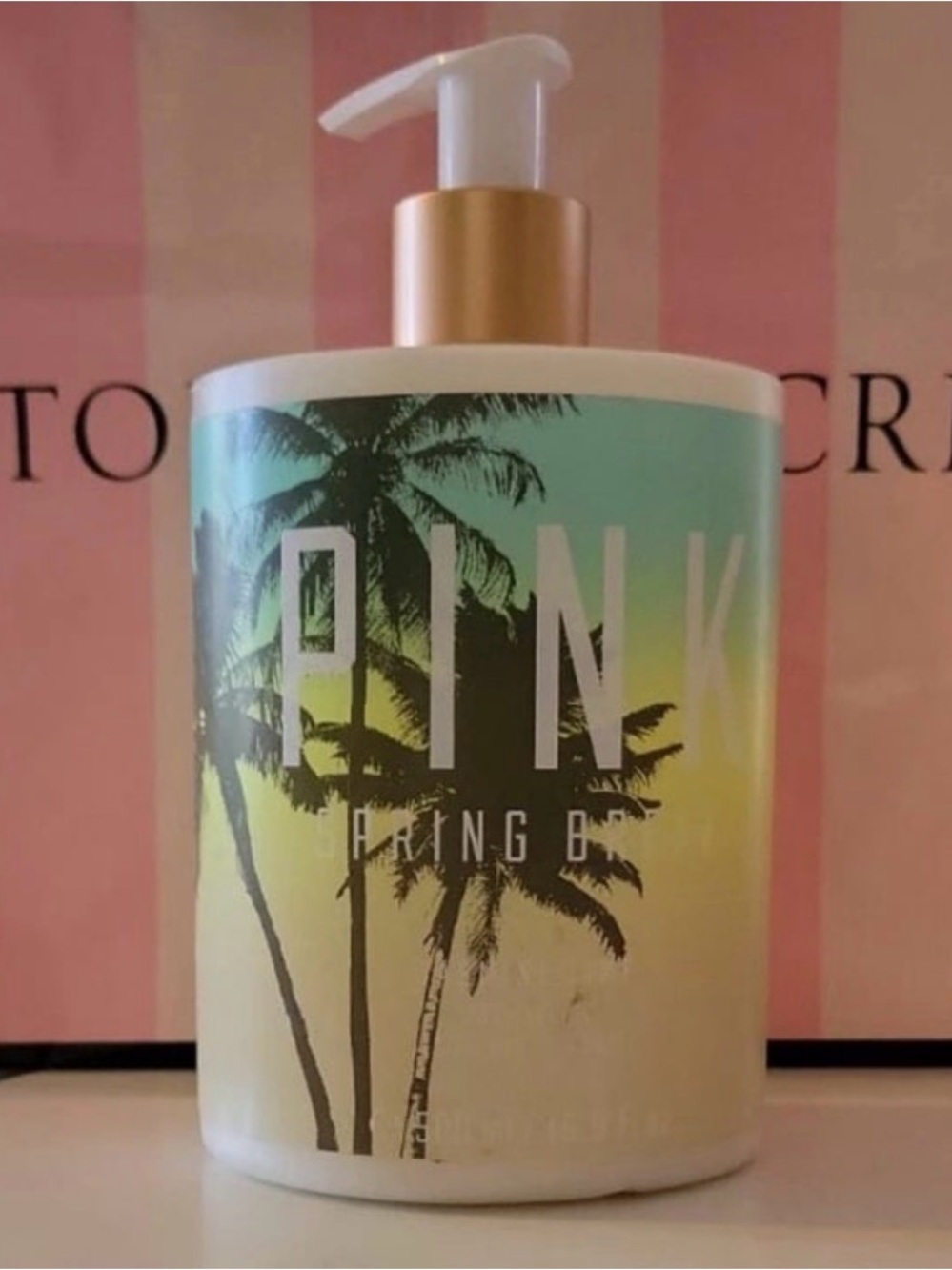 PINK Victoria's Secret Spring Break Scented Body Lotion – Mint Gradient